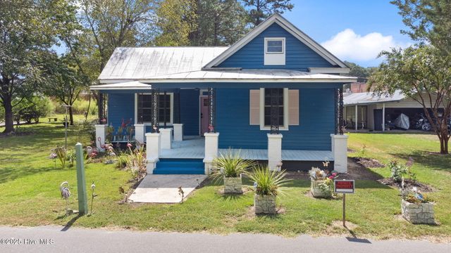 104 Trent Street, Trenton, NC 28585