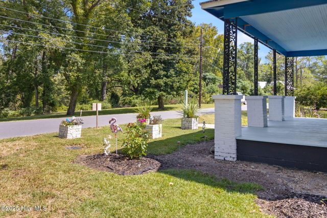 104 Trent Street, Trenton, NC 28585