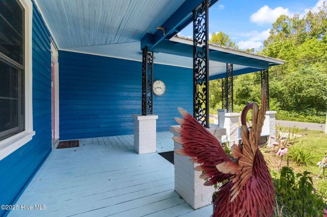 104 Trent Street, Trenton, NC 28585
