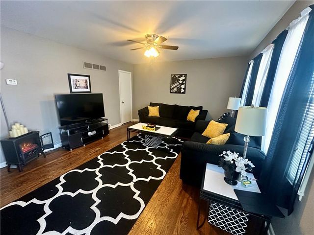 10601 E 78th Terrace, Raytown, MO 64138