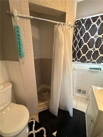 10601 E 78th Terrace, Raytown, MO 64138