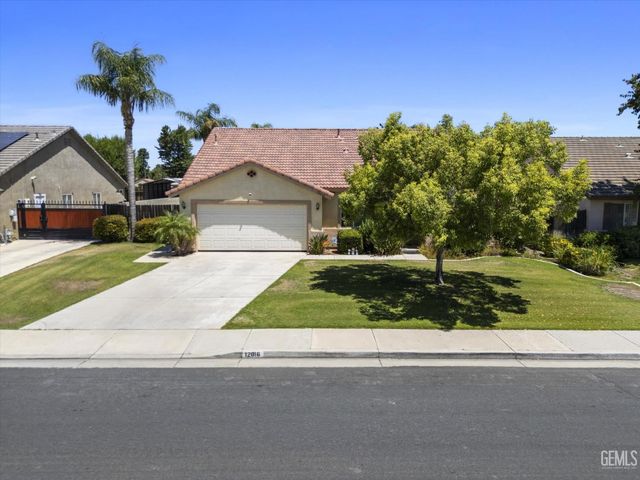 12016 Cedar Bluff Avenue, Bakersfield, CA 93312