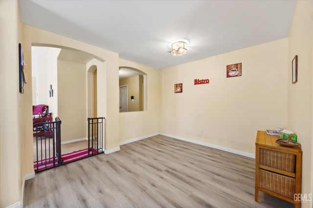 12016 Cedar Bluff Avenue, Bakersfield, CA 93312