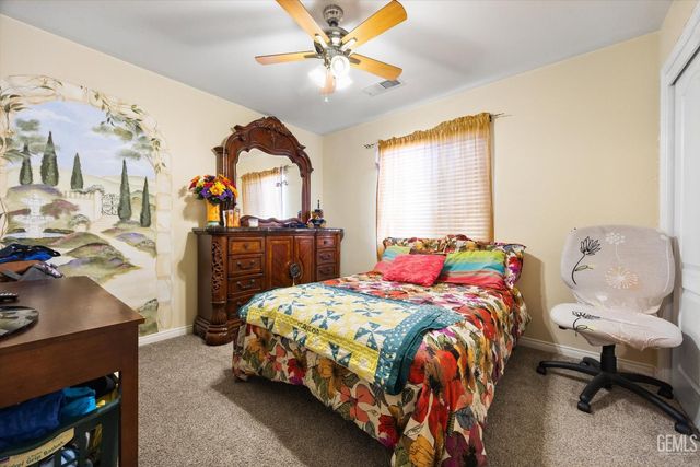 12016 Cedar Bluff Avenue, Bakersfield, CA 93312