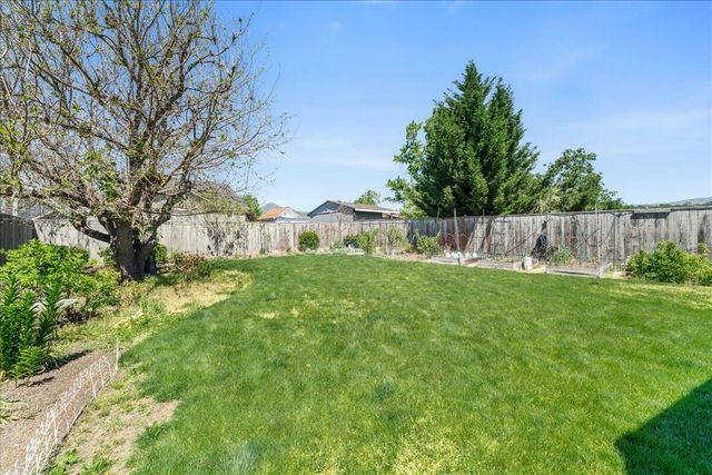 3775 Sidney Way, Medford, OR 97504