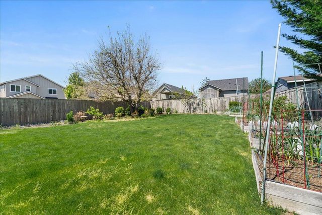 3775 Sidney Way, Medford, OR 97504