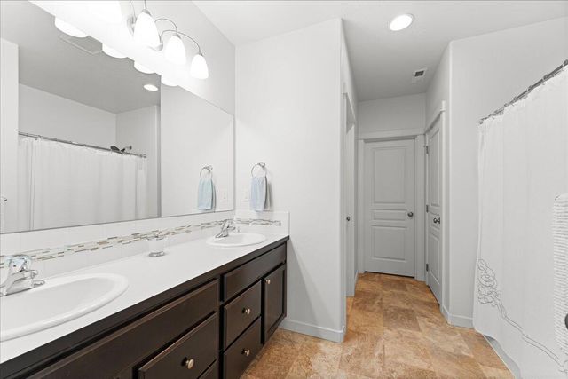 3775 Sidney Way, Medford, OR 97504