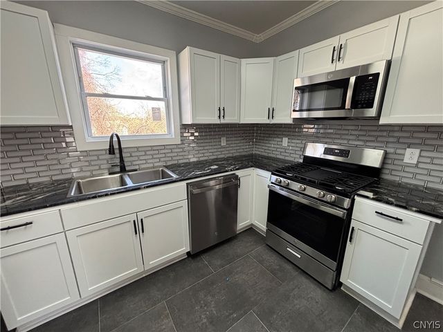 110 Westcott Street, Syracuse, NY 13210