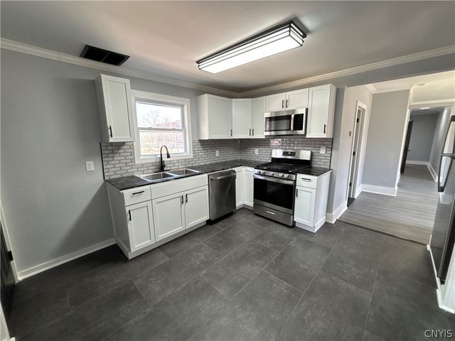 110 Westcott Street, Syracuse, NY 13210
