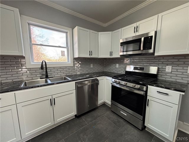 110 Westcott Street, Syracuse, NY 13210