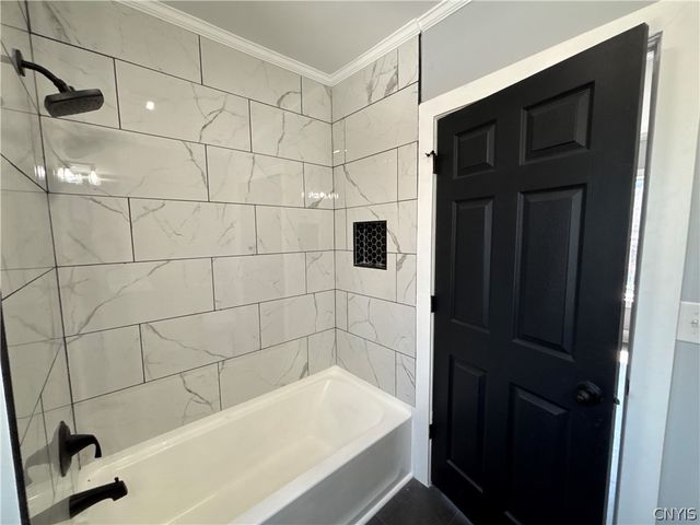 110 Westcott Street, Syracuse, NY 13210