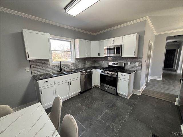 110 Westcott Street, Syracuse, NY 13210