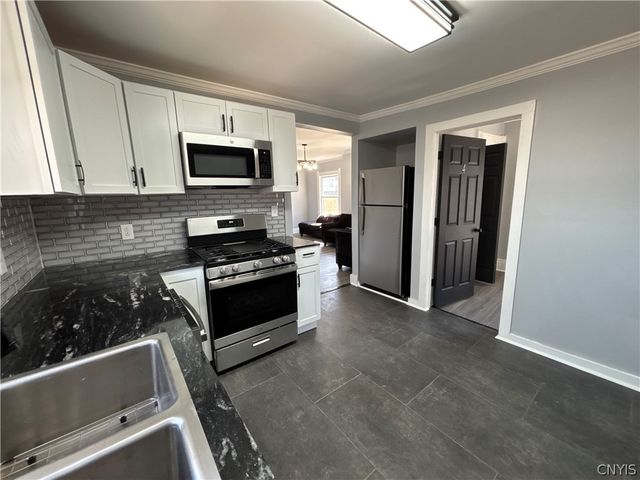 110 Westcott Street, Syracuse, NY 13210