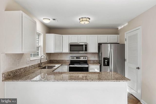 9928 MATTI HILL CT, Fredericksburg, VA 22408