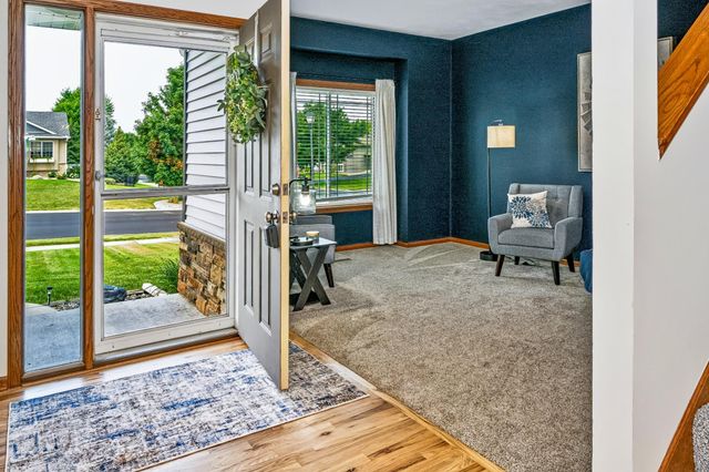 1121 Jasmine Lane, Jordan, MN 55352
