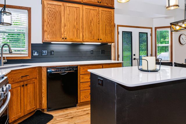 1121 Jasmine Lane, Jordan, MN 55352