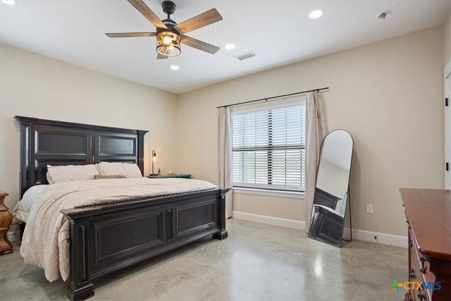 1490 Dos Hermanas Road, Salado, TX 76571