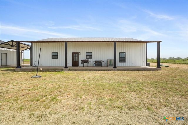 1490 Dos Hermanas Road, Salado, TX 76571