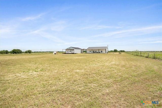 1490 Dos Hermanas Road, Salado, TX 76571