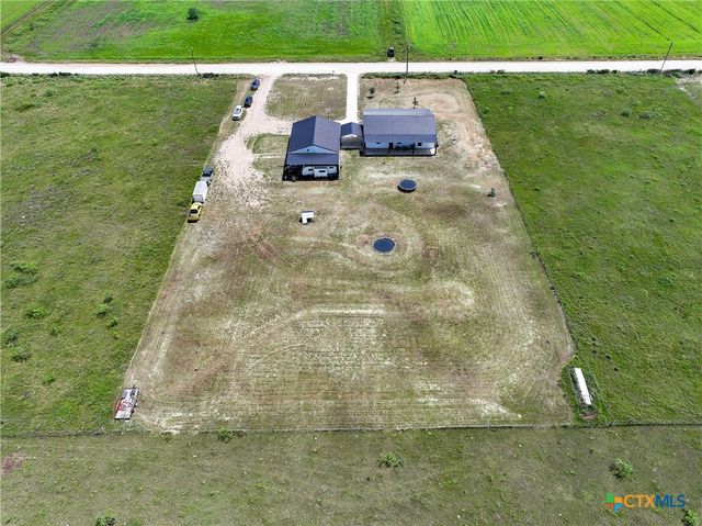 1490 Dos Hermanas Road, Salado, TX 76571