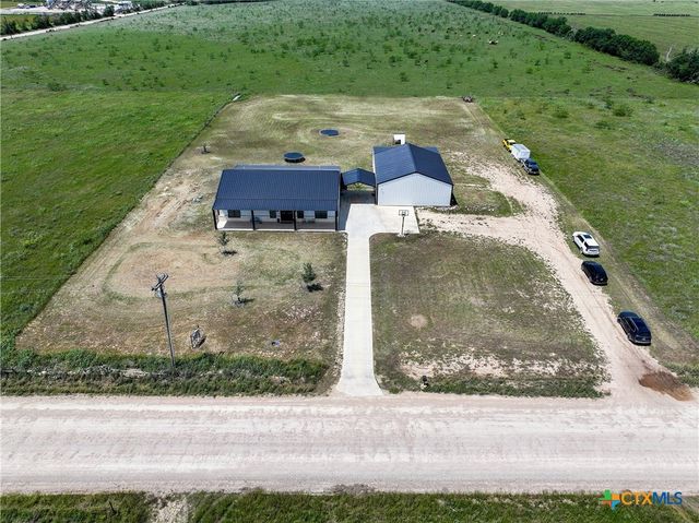 1490 Dos Hermanas Road, Salado, TX 76571