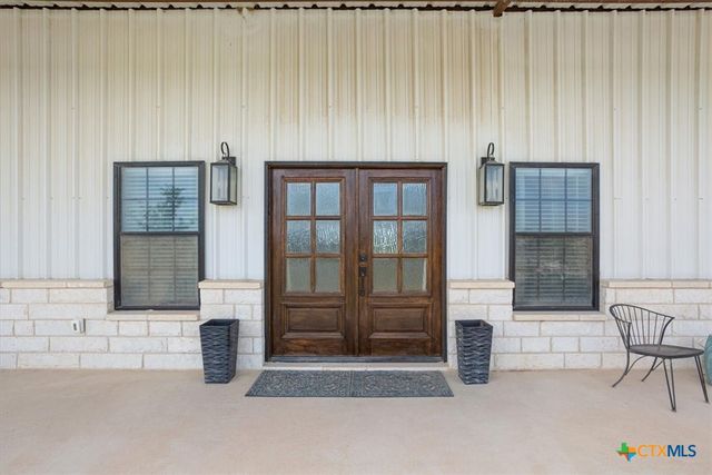 1490 Dos Hermanas Road, Salado, TX 76571