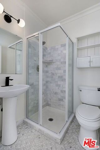 5318 Teesdale Avenue, Valley Village, CA 91607