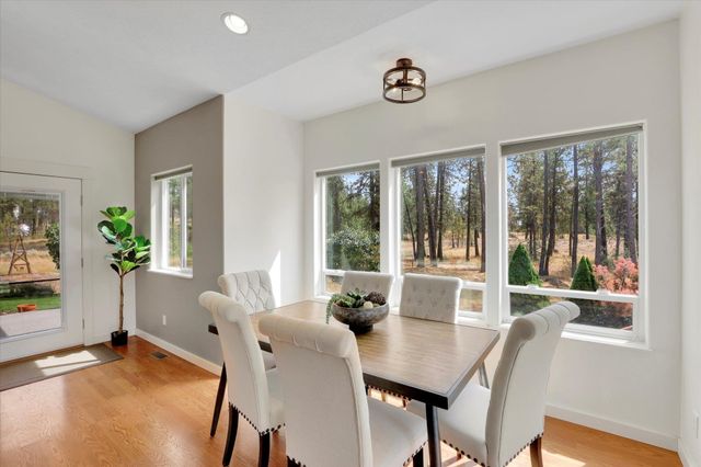11320 S Stangland Rd, Medical Lake, WA 99022