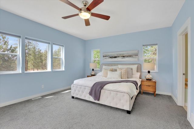 11320 S Stangland Rd, Medical Lake, WA 99022