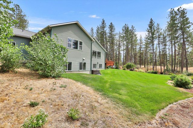 11320 S Stangland Rd, Medical Lake, WA 99022