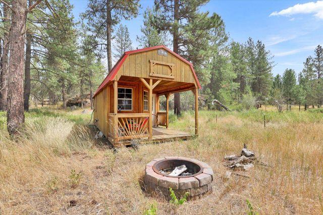 11320 S Stangland Rd, Medical Lake, WA 99022