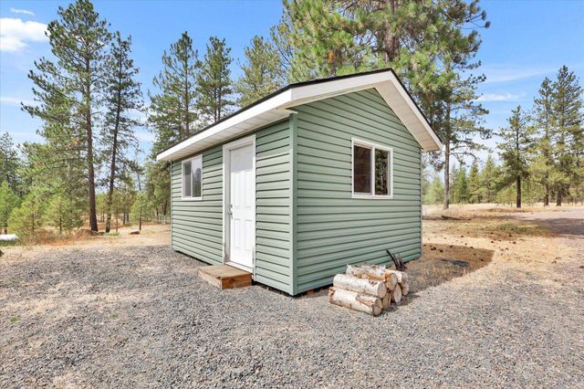 11320 S Stangland Rd, Medical Lake, WA 99022