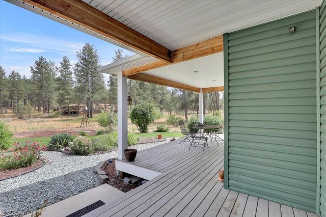 11320 S Stangland Rd, Medical Lake, WA 99022
