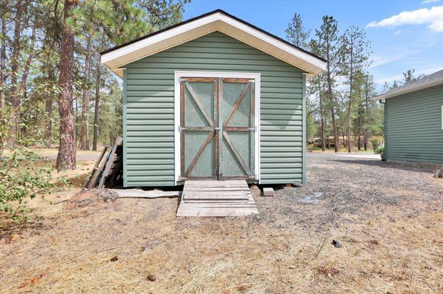 11320 S Stangland Rd, Medical Lake, WA 99022
