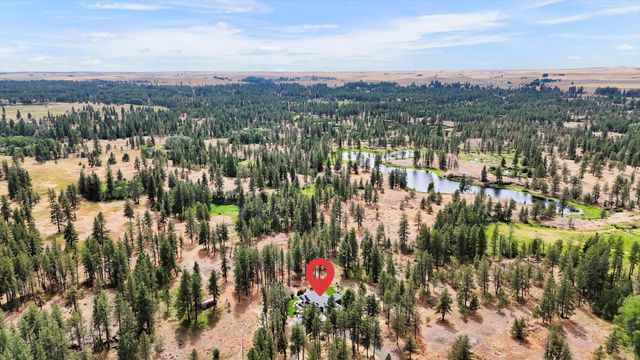11320 S Stangland Rd, Medical Lake, WA 99022