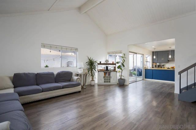 2828 Alta View Dr E, San Diego, CA 92139