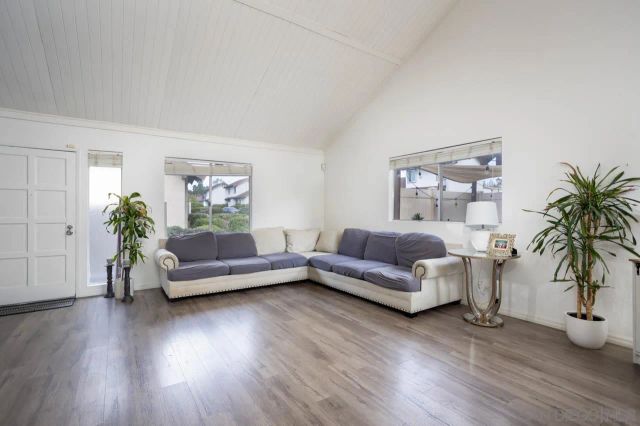 2828 Alta View Dr E, San Diego, CA 92139