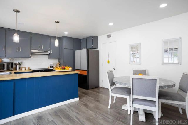 2828 Alta View Dr E, San Diego, CA 92139