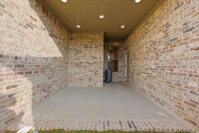 205 Edgewood Circle, Little Rock, AR 72223