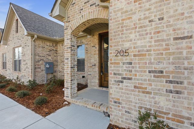 205 Edgewood Circle, Little Rock, AR 72223