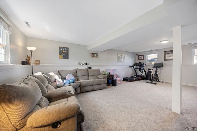 5722 Boulia Drive, Clay, NY 13041