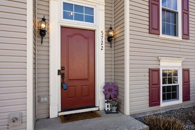 5722 Boulia Drive, Clay, NY 13041