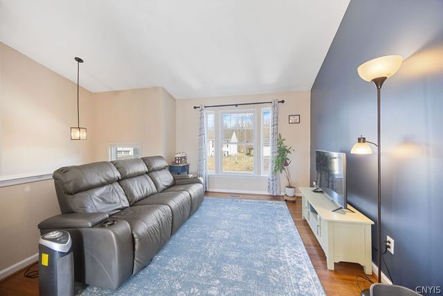 5722 Boulia Drive, Clay, NY 13041