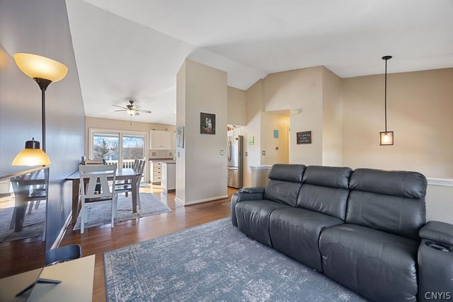 5722 Boulia Drive, Clay, NY 13041