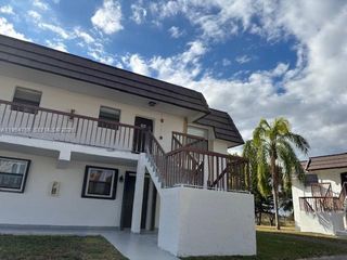 14925 SW 104th St 3-206, Miami, FL 33196