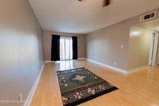 726 Zorn Ave 5, Louisville, KY 40206