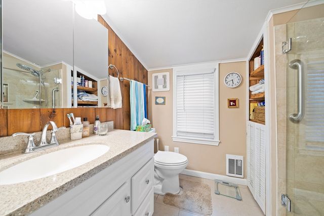 696 Commercial St, Weymouth, MA 02189