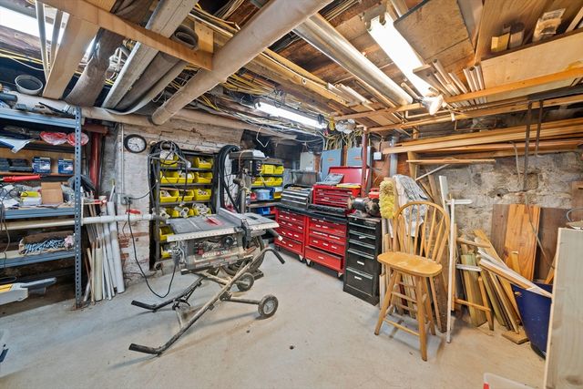 696 Commercial St, Weymouth, MA 02189