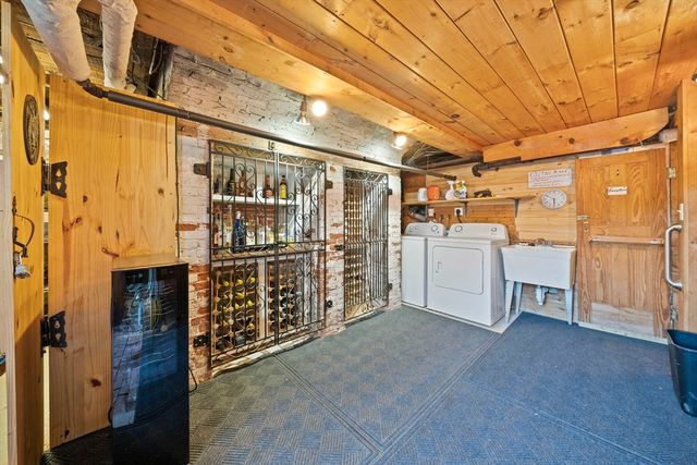 696 Commercial St, Weymouth, MA 02189