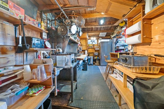 696 Commercial St, Weymouth, MA 02189
